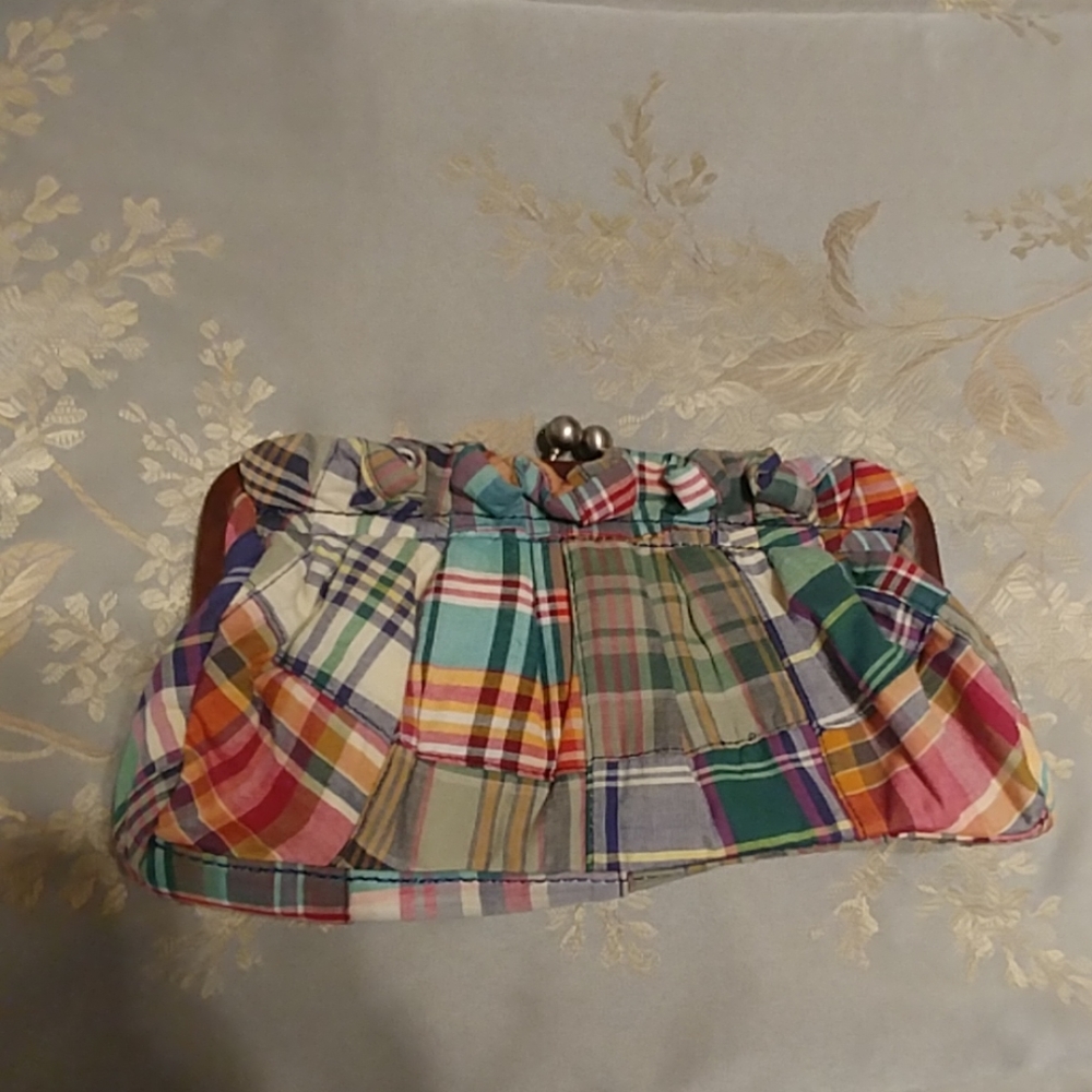 🔴 Bogo sale Tommy Hilfiger plaid clutch